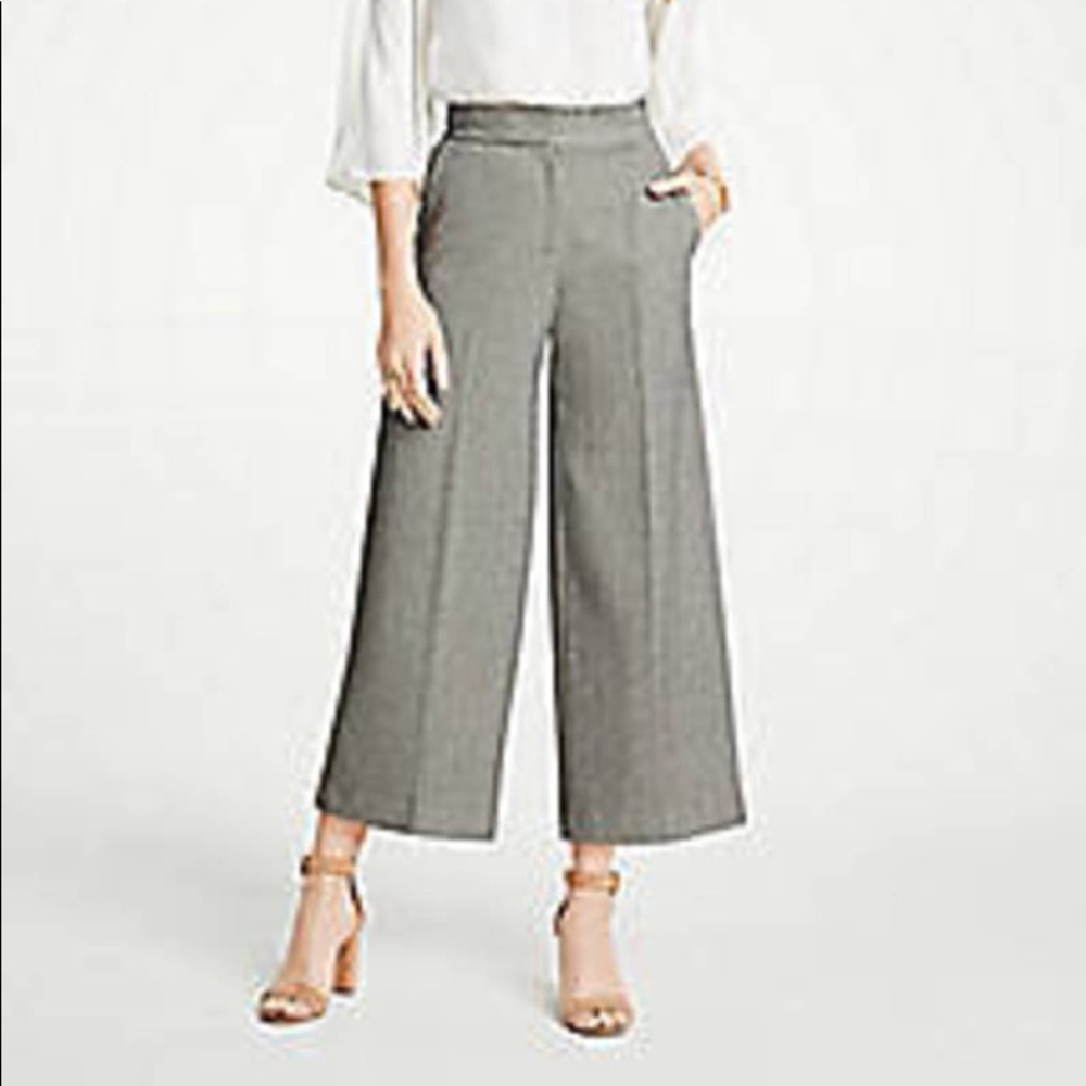 NWOT Ann Taylor wide leg cropped pants
